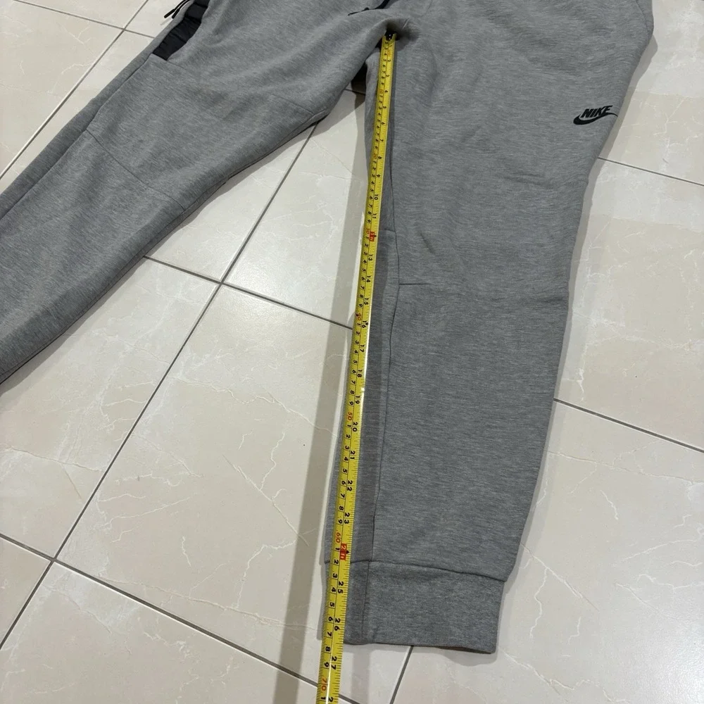 Nike Tech Sweatpants Mens Large Gray Fleece Jogger Zip Pocket 545343-065